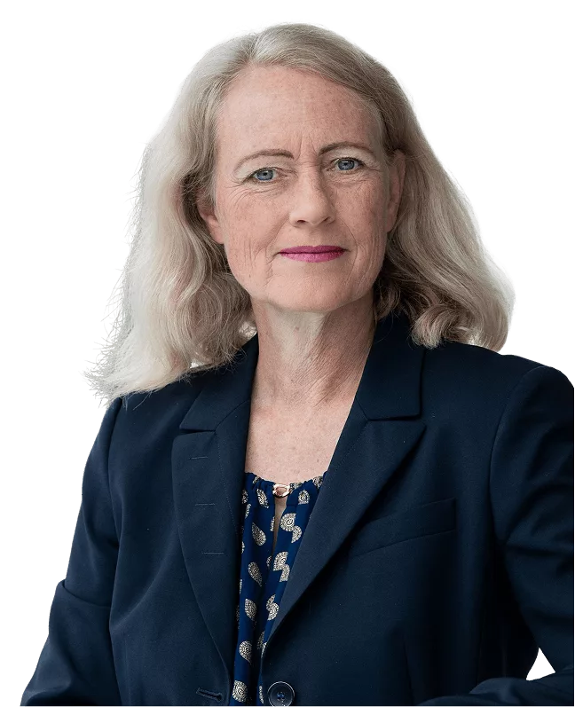 Ein Portrait von Diana Runge ohne Hintergrund.